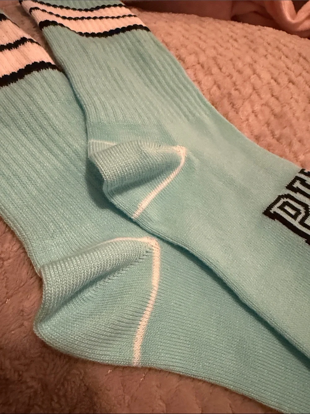 PINK Victorias Secret aqua crew